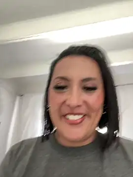 Valeriaa cruz online show from April 2026 07:44:01 PM