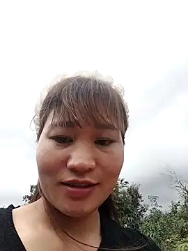 Lilinn  online show from February 2026 04:13:02 AM