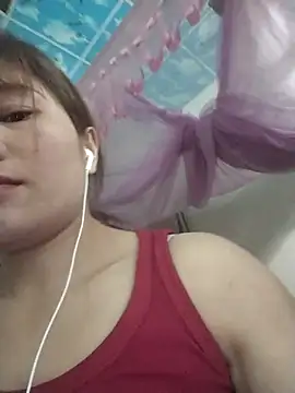 Snapshot of Lilinn_ chatting on March 2026 12:08:01 PM Lilinn online show from March 2026 12:08:01 PM