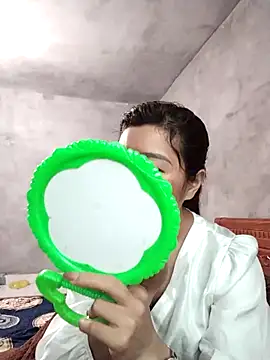 Snapshot of Lilinn_ chatting on April 2026 11:58:01 PM Lilinn online show from April 2026 11:58:01 PM