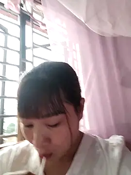 Snapshot of Lilinn_ chatting on April 2026 10:59:01 PM Lilinn online show from April 2026 10:59:01 PM