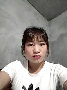 Snapshot of Lilinn_ chatting on April 2026 09:31:01 PM Lilinn online show from April 2026 09:31:01 PM