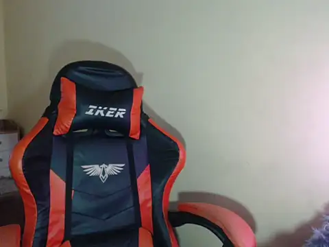 ashelyxyn69xx online show from April 2026 04:35:02 AM