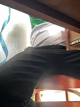 hoang15075 online show from March 2026 06:42:02 AM