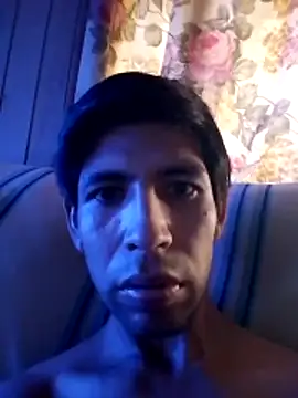 Crischicofresa online show from April 2026 09:24:01 PM