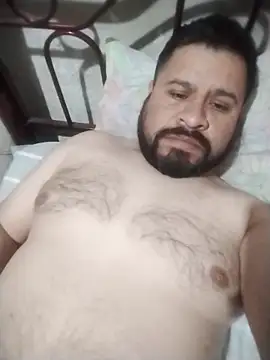 Snapshot of Davidort23 chatting on March 2026 06:19:01 AM Davidort23 online show from March 2026 06:19:01 AM