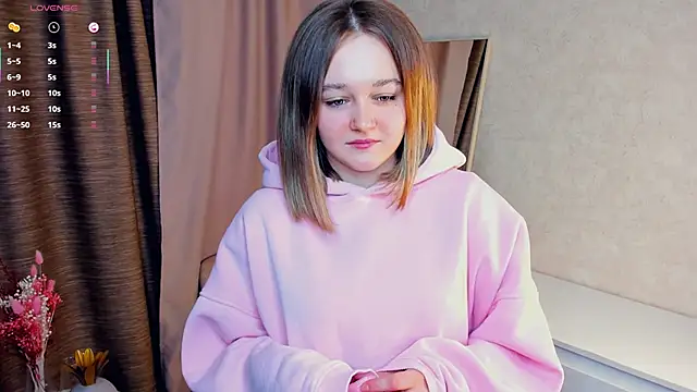 Snapshot of DesireeGoss chatting on March 2026 06:48:02 AM DesireeGoss online show from March 2026 06:48:02 AM