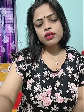 Snapshot of Beauty-3 chatting on July 2026 01:58:33 AM Beauty-3 online show from July 2026 01:58:33 AM