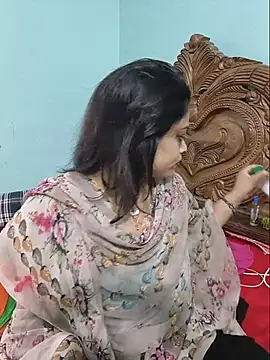 Snapshot of Beauty-3 chatting on July 2026 12:01:02 PM Beauty-3 online show from July 2026 12:01:02 PM