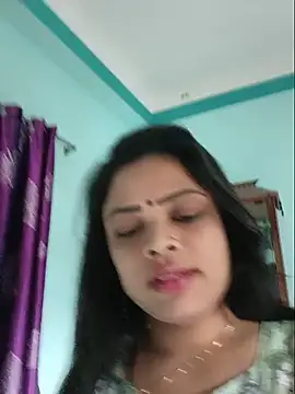 Snapshot of Beauty-3 chatting on July 2026 10:03:02 AM Beauty-3 online show from July 2026 10:03:02 AM