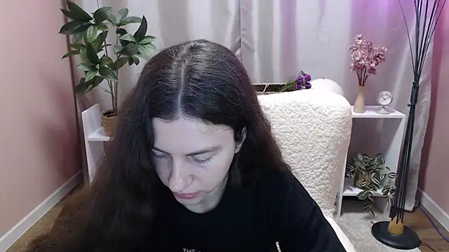 MistyBree online show from April 2026 08:01:01 AM