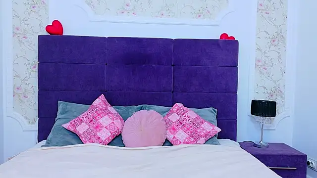 RaysaDrake online show from April 2026 03:57:01 AM