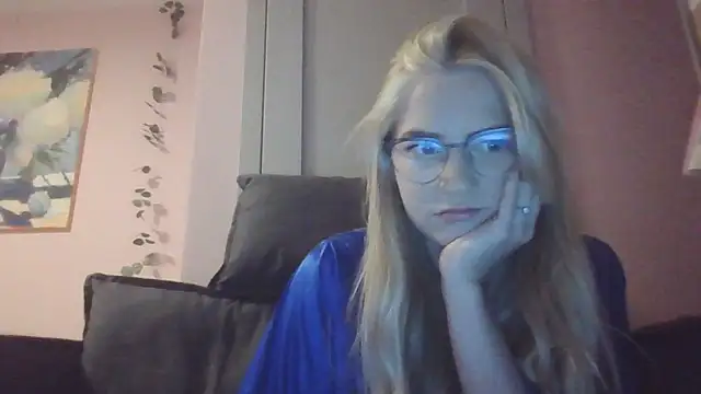 Kiss To Remember online show from March 2026 09:08:01 PM