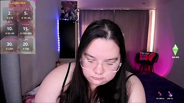 Snapshot of YoshinoSomei chatting on April 2026 02:42:02 AM YoshinoSomei online show from April 2026 02:42:02 AM