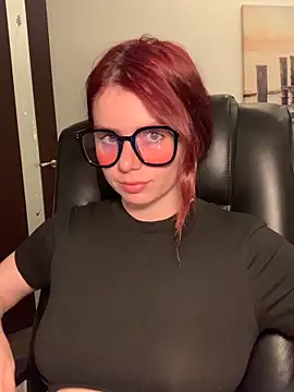 VelvetChloe online show from June 2026 06:54:02 PM