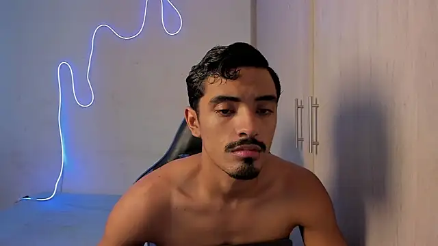 Snapshot of jossi12345j chatting on March 2026 02:10:02 PM jossi12345j online show from March 2026 02:10:02 PM