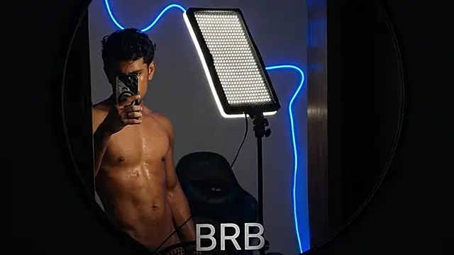 Snapshot of jossi12345j chatting on March 2026 12:38:02 PM jossi12345j online show from March 2026 12:38:02 PM