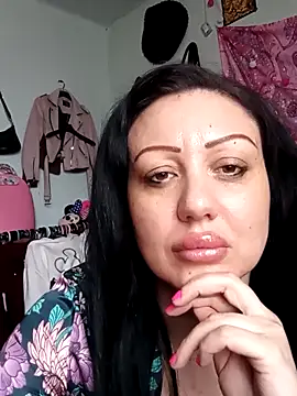 Snapshot of Eufrozina4 chatting on March 2026 02:33:01 PM Eufrozina4 online show from March 2026 02:33:01 PM