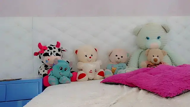 catriona queen16 online show from March 2026 03:44:01 AM