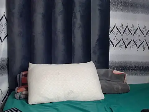 Snapshot of Kinky-Nicky04 chatting on May 2026 03:51:02 PM Kinky-Nicky04 online show from May 2026 03:51:02 PM