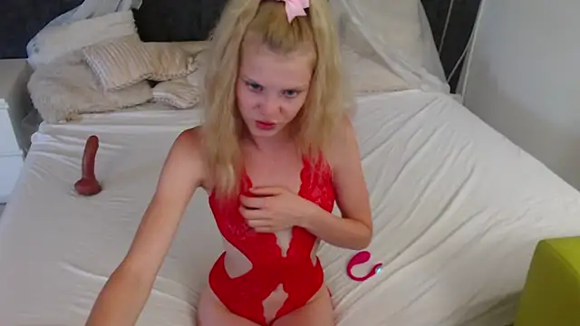 AliceWiss online show from July 2026 03:21:02 PM