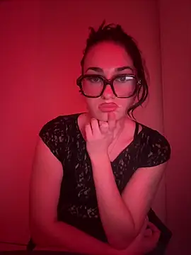 Snapshot of Claraaaaa06 chatting on April 2026 07:09:02 PM Claraaaaa06 online show from April 2026 07:09:02 PM