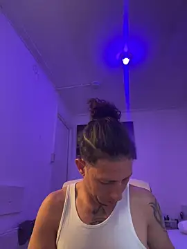 TitanNoir online show from May 2026 04:24:02 PM