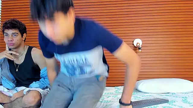 peakk twiinns online show from March 2026 11:17:01 AM