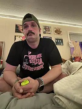 Snapshot of PoundedCajunGuy93 chatting on May 2026 02:19:01 AM PoundedCajunGuy93 online show from May 2026 02:19:01 AM