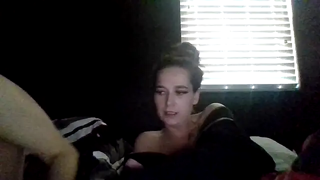 Snapshot of TallHungandCloudy69 chatting on May 2026 07:09:02 PM TallHungandCloudy69 online show from May 2026 07:09:02 PM