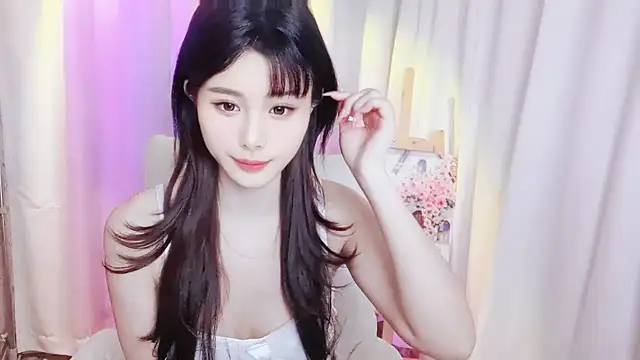 Mia 168 online show from April 2026 12:41:01 AM