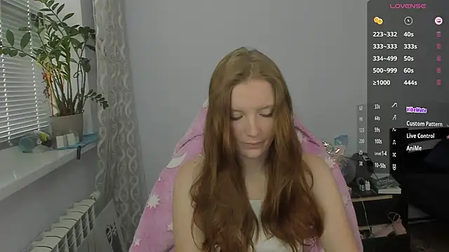 Mary Blu online show from November 2025 09:31:01 AM