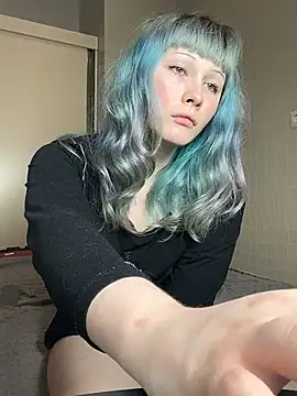 AlexaGudz online show from May 2026 09:13:01 PM
