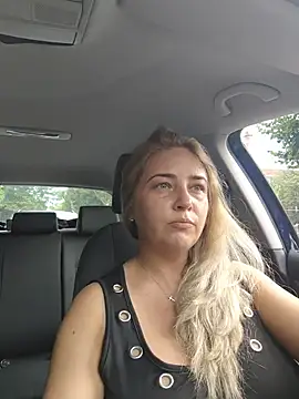 MellanieBliss online show from June 2026 02:38:01 PM