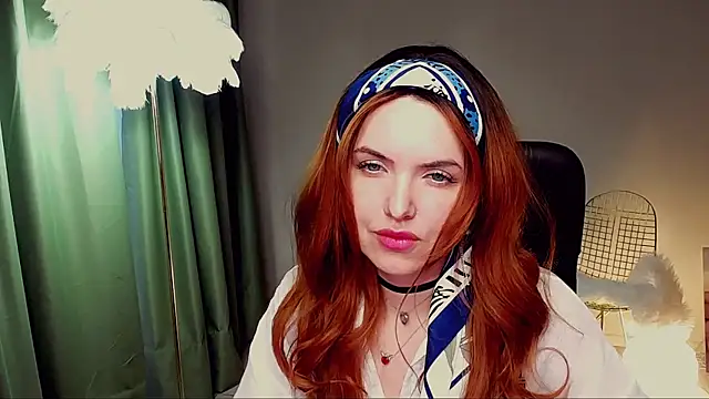 AliceSmite online show from May 2026 02:45:01 PM