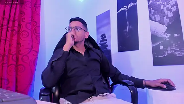 Nero 62 online show from April 2026 11:03:02 PM