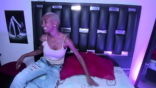 Nina vegas online show from May 2026 01:28:01 PM