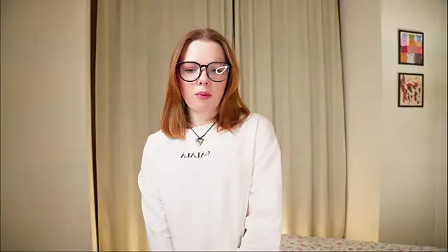 Snapshot of Sunann chatting on March 2026 04:44:02 PM Sunann online show from March 2026 04:44:02 PM