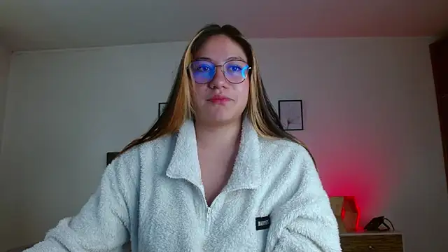 Snapshot of samanthachop chatting on June 2026 01:26:02 PM samanthachop online show from June 2026 01:26:02 PM