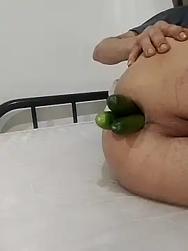 PitifulSky8 online show from March 2026 12:12:02 PM