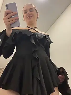 pinkpeachx online show from April 2026 09:39:33 PM