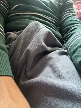 mmonnsterr online show from March 2026 05:09:01 PM