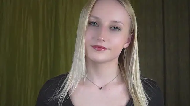 CatarinaGulla online show from March 2026 12:54:02 PM