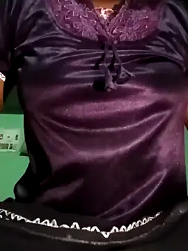 Snapshot of niyashree100 chatting on March 2026 05:12:02 PM niyashree100 online show from March 2026 05:12:02 PM