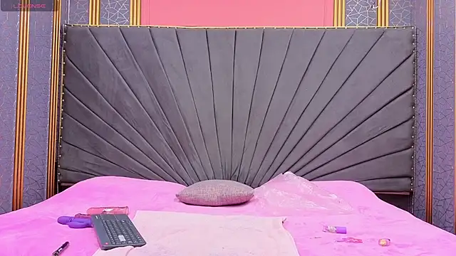 Kaely-Hot- online show from March 2026 02:22:02 PM