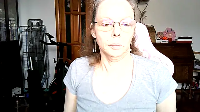 Helly nana online show from March 2026 11:25:02 AM