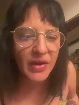 Xlilli69X online show from April 2026 08:06:02 PM