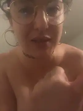 Snapshot of Xlilli69X chatting on May 2026 12:41:02 AM Xlilli69X online show from May 2026 12:41:02 AM