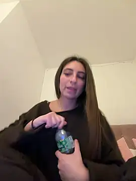 CuteJuliaa online show from March 2026 08:48:02 PM