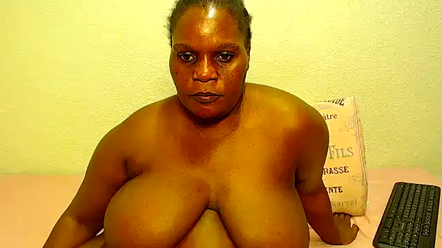Busty42DDZA online show from May 2026 04:12:02 PM